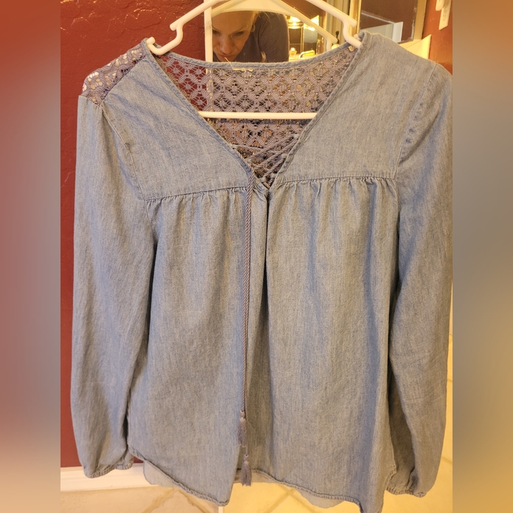 Like New Chambray Top Small